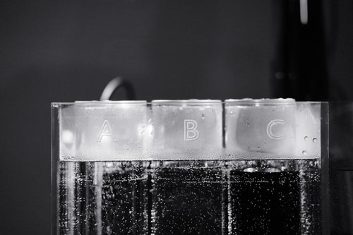 Fremkalling og scanning av film