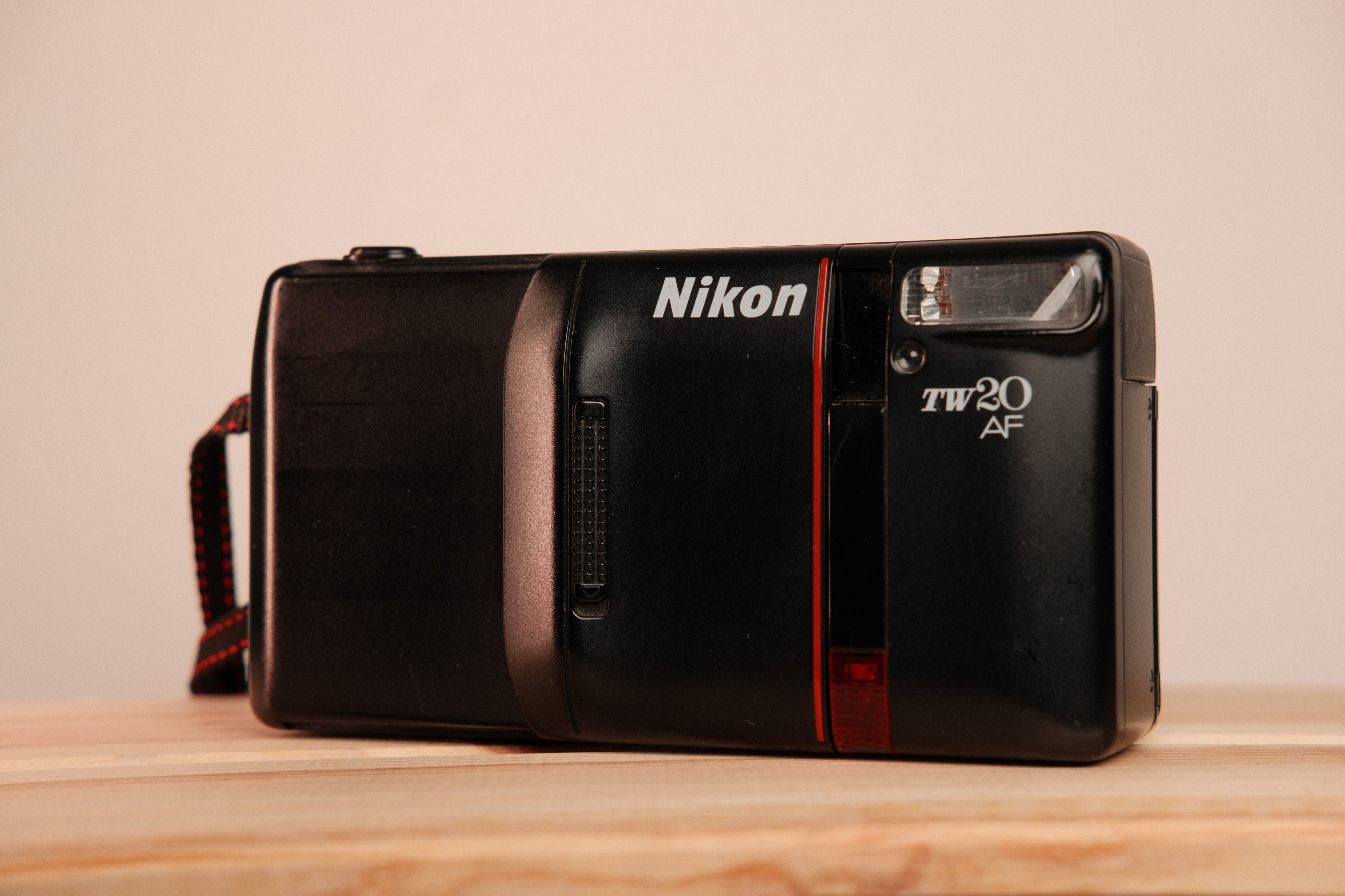 Nikon TW20-AF