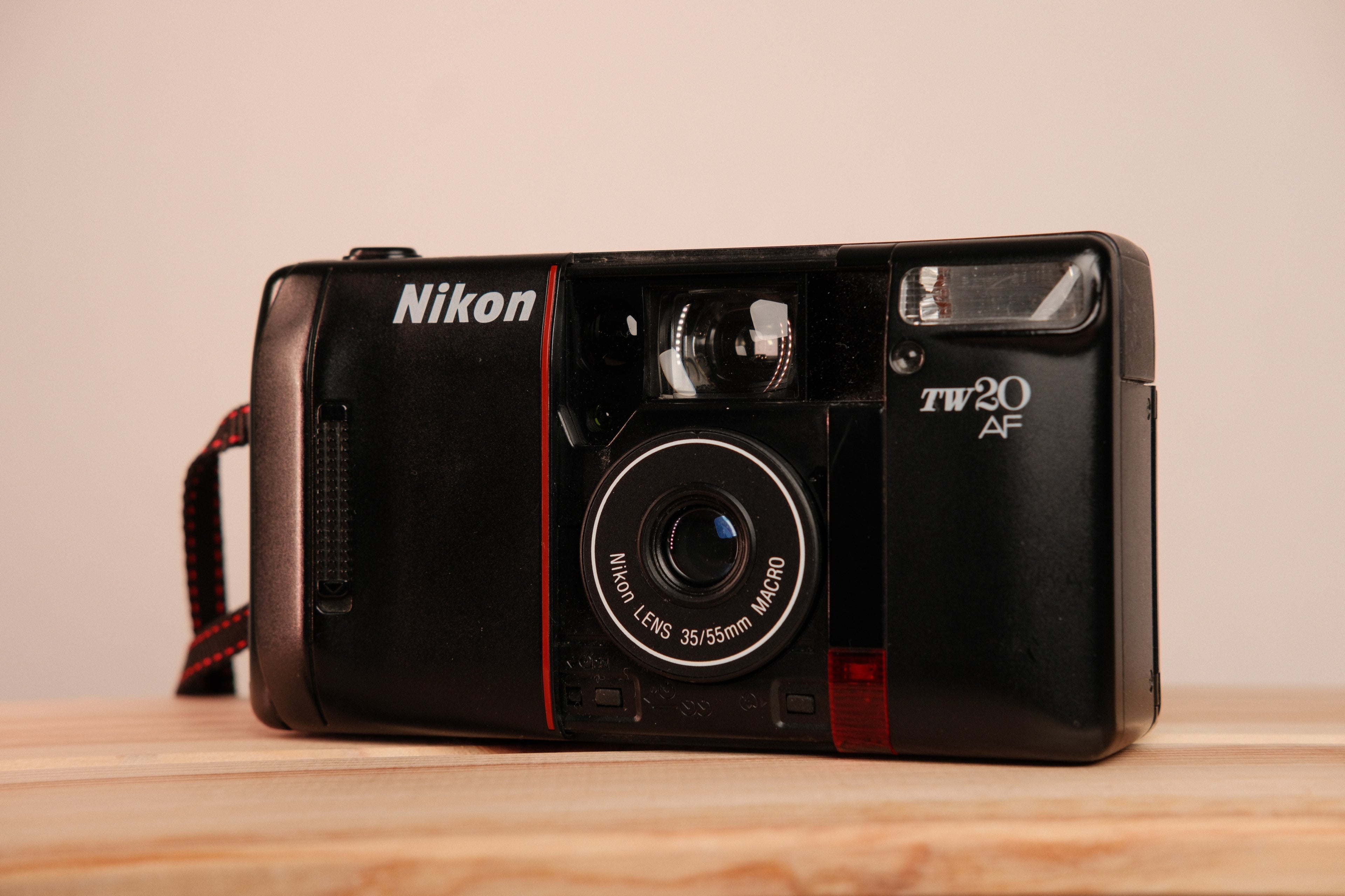 Nikon TW20-AF